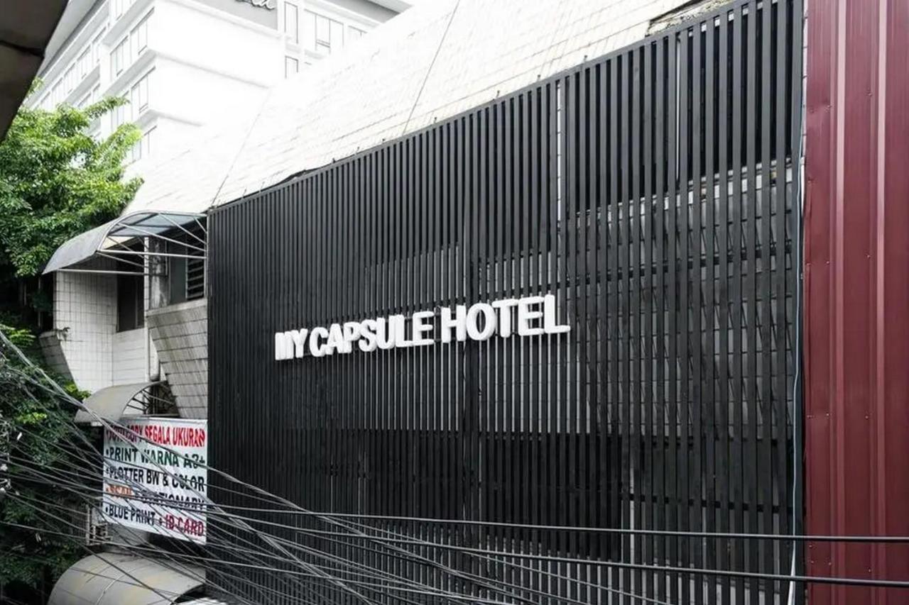 RedDoorz Hostel near Taman Puring Jakarta Exterior foto